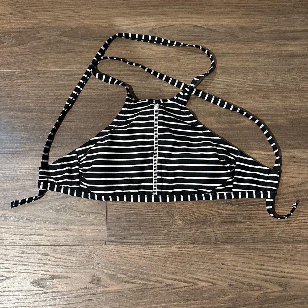 Xhilaration Black and White Striped Top